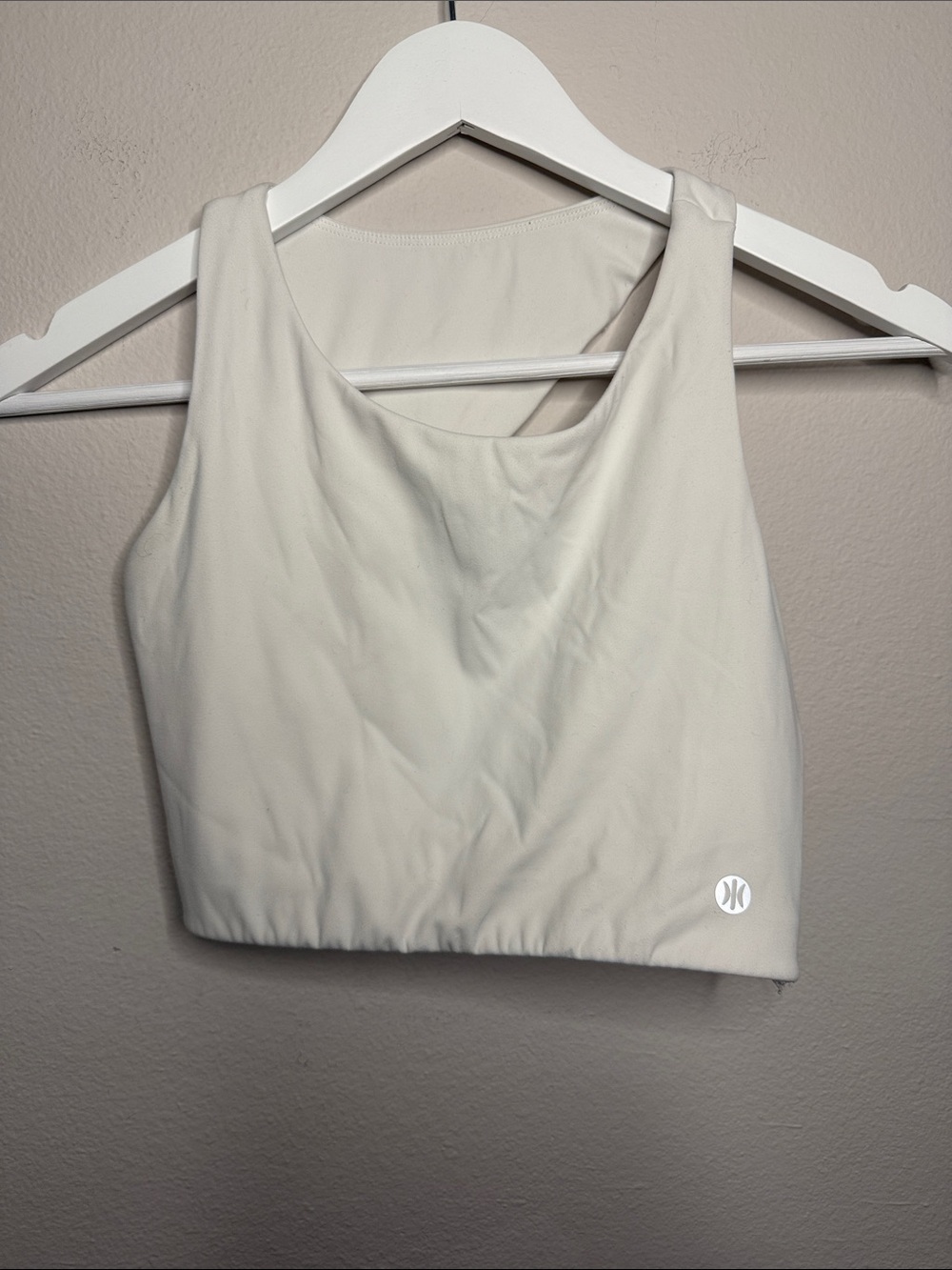 Astoria Activewear LIVE LUXE Crossover Crop Tank Top White M - [NY0790]